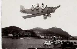 enlarge picture  - postcard aeronautic fun