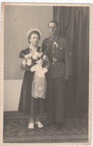 greres Bild - Postkarte Soldat Hochzeit