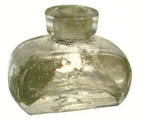 greres Bild - Tintenfa Glas oval  1840