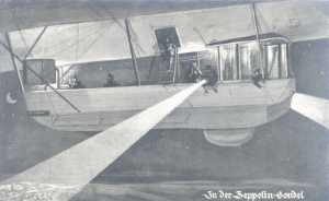enlarge picture  - postcard Zeppelin 1915
