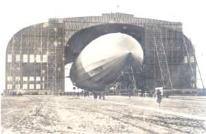 enlarge picture  - photo airship Zeppelin